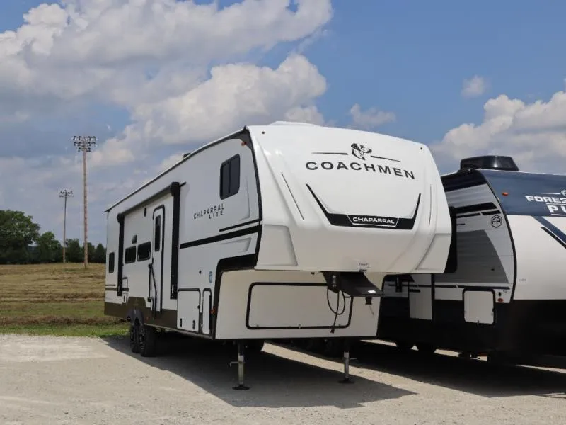 2027 Coachmen Chaparral Lite 31BH - Photo 3