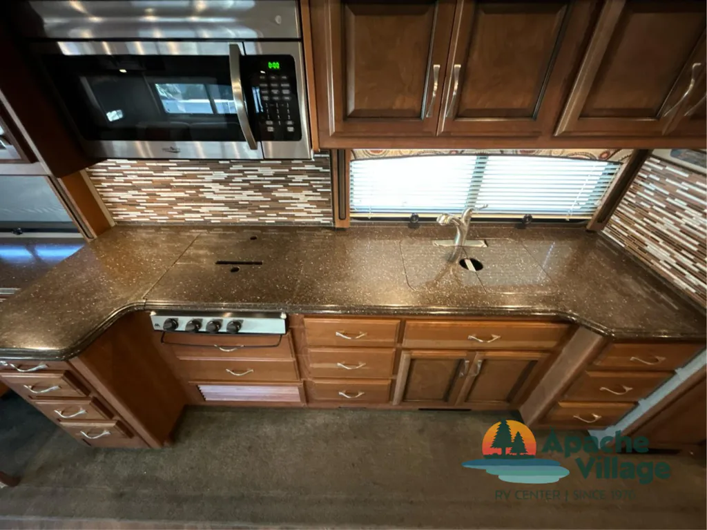 2017 Fleetwood Pace Arrow LXE 38F, Photos photo 47