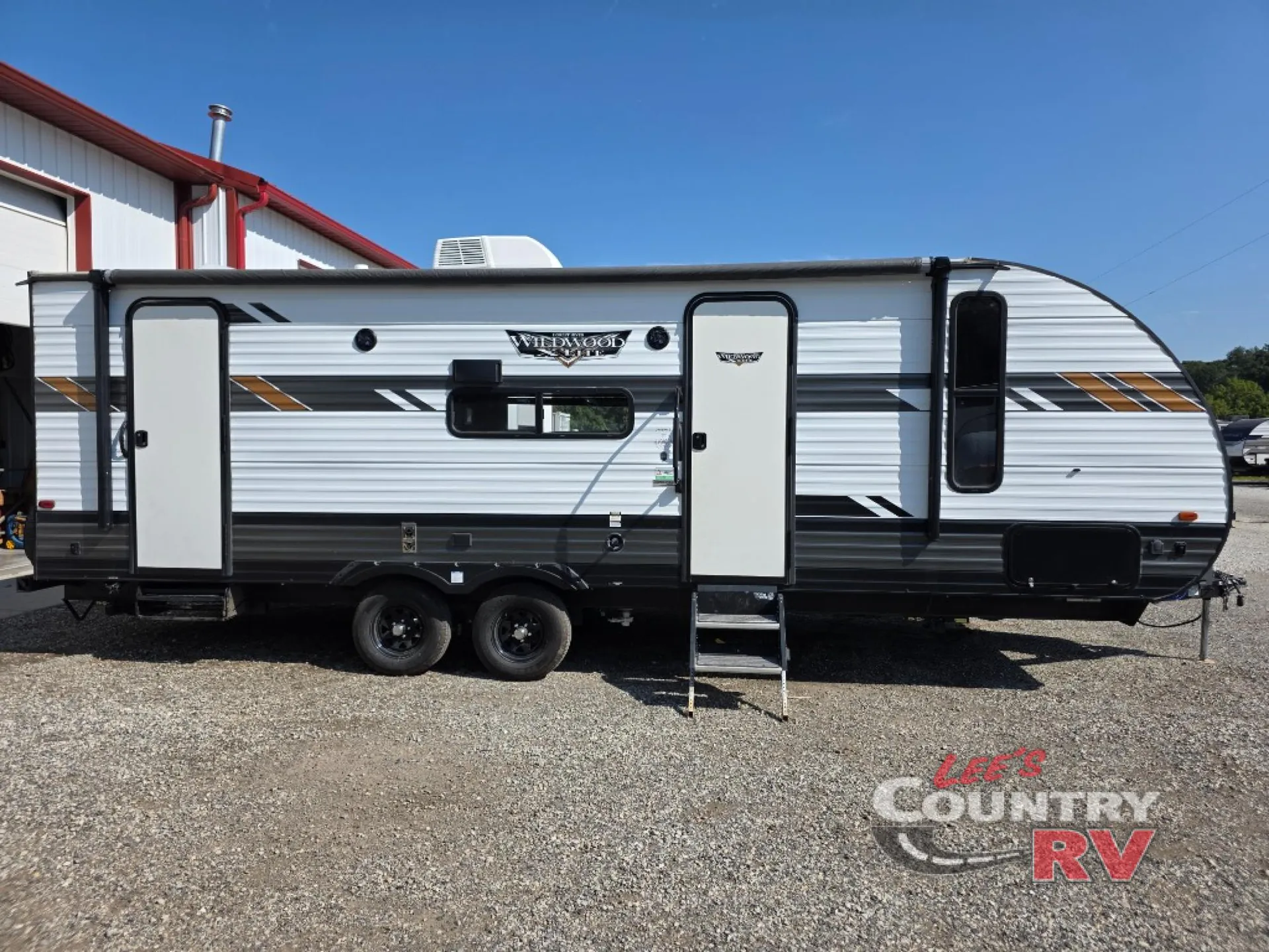 2020 Forest River Wildwood X-Lite 240BHXL - Photo 4