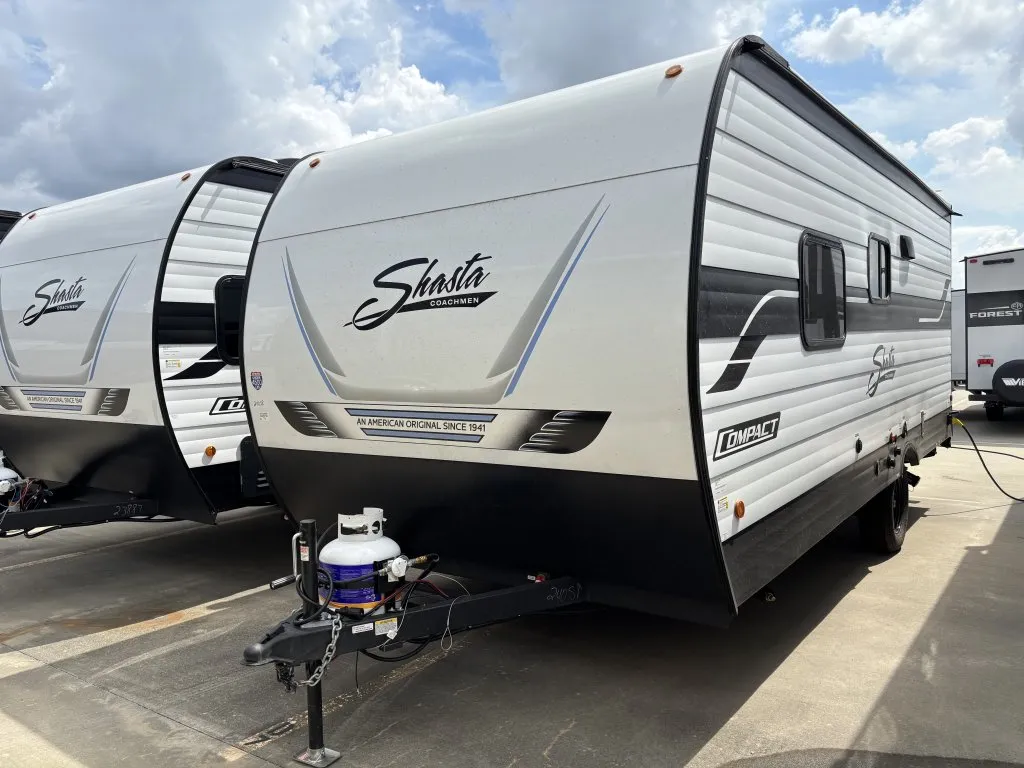 2026 Forest River Oasis 18FQ Travel Trailer - Photo 4