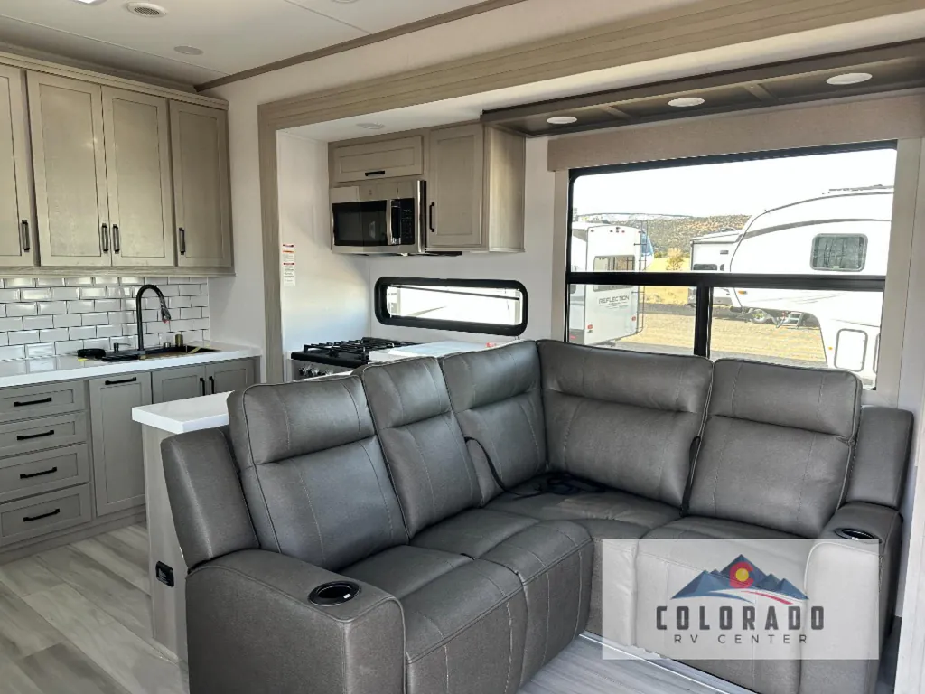 2025 Grand Design Momentum 344M, Photos photo 8