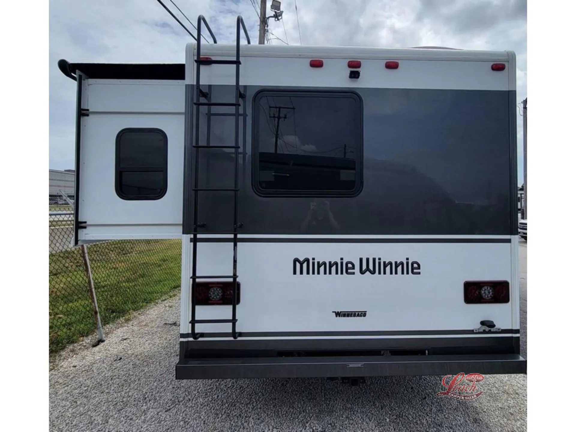 2026 Winnebago Minnie Winnie NPF 26NP - Photo 4