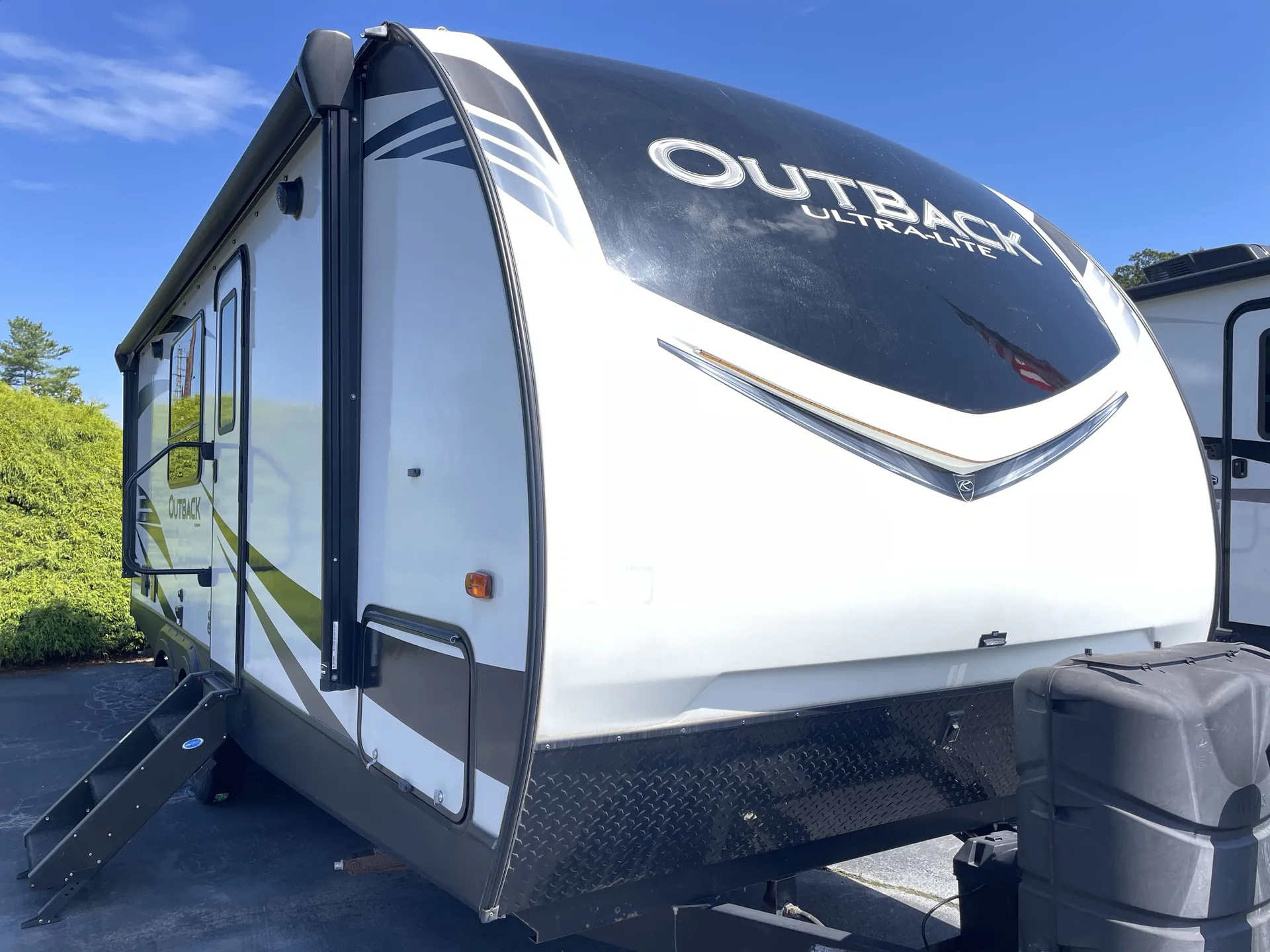 2019 Keystone Outback Ultra-Lite 221UMD - Photo 2
