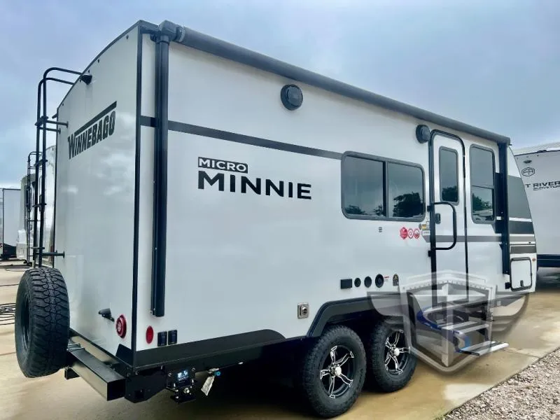 2025 Winnebago Micro Minnie 2108FBS - Photo 4