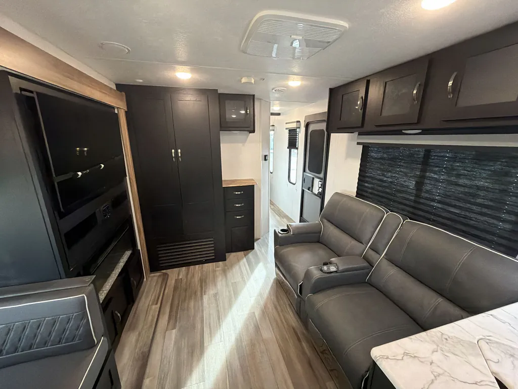 2022 Coachmen Freedom Express Ultra Lite 274RKS, Photos photo 10
