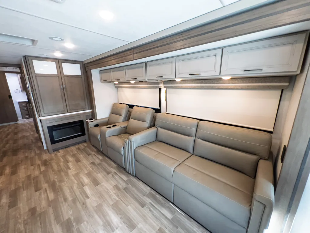 2027 Thor Motor Coach Windsport 36H, Photos photo 7