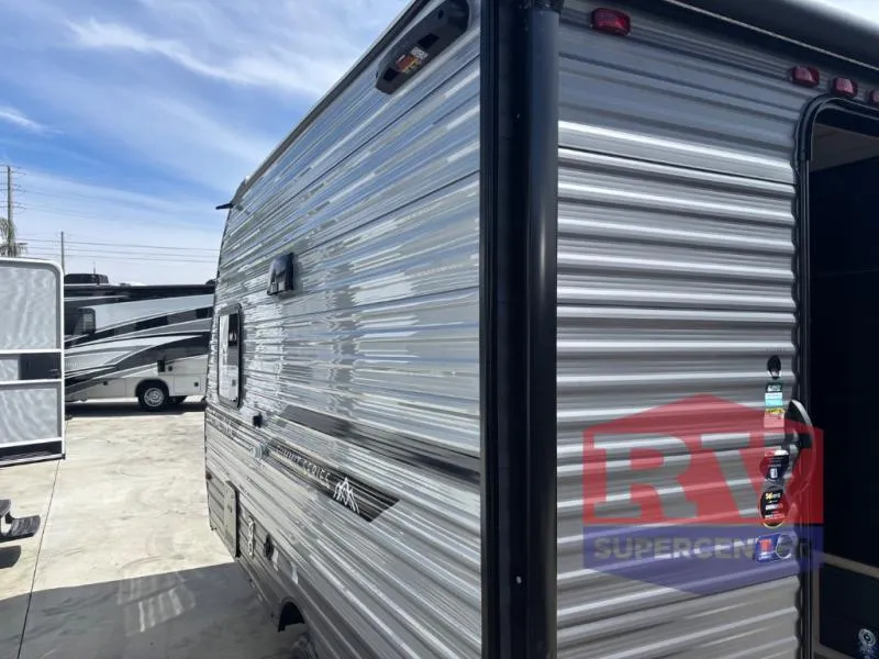 2026 Coachmen RV Catalina Summit Series 7 134REX - Photo 3