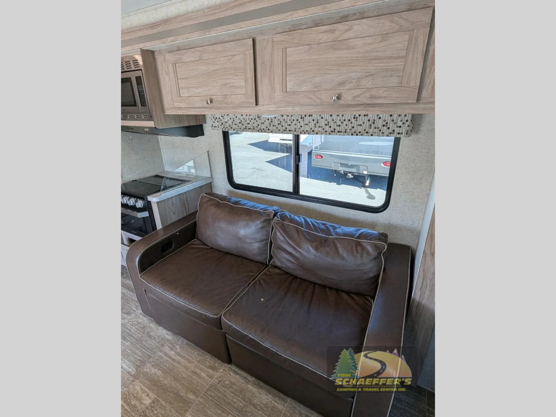 2020 Forest River Sunseeker LE 3250DSLE - Photo 4