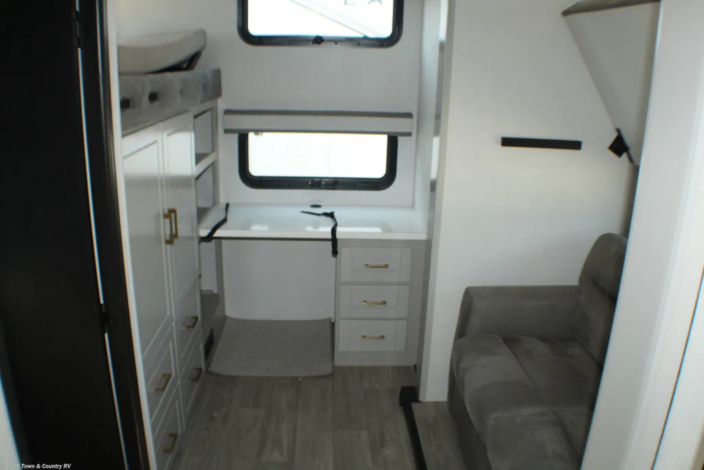2027 Jayco North Point 391TBBH, Photos photo 24