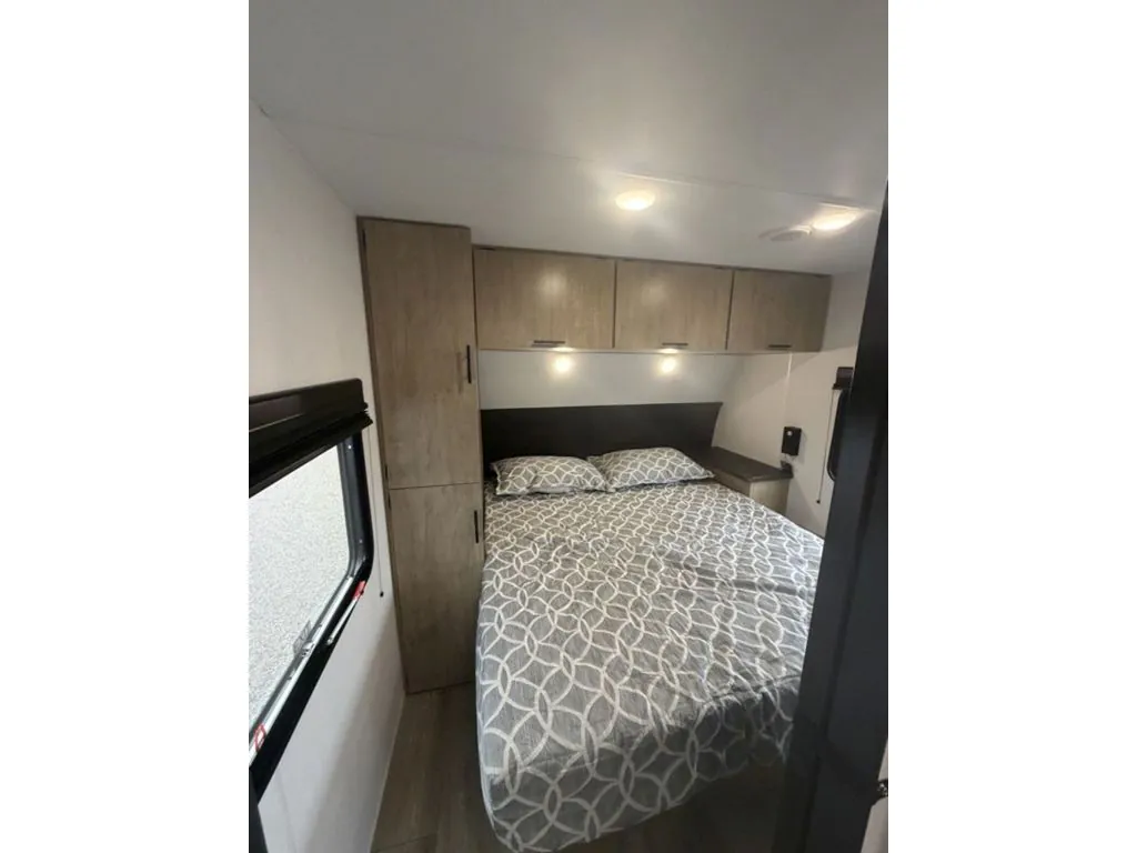 2027 Forest River Cherokee Grey Wolf 26KF, Photos photo 22