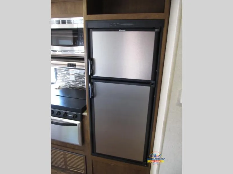 2017 Forest River RV Wildwood 28CKDS - Photo 4