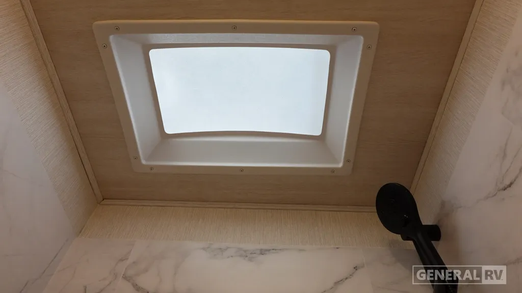 2027 NeXus RV Maximus 34MX, Photos photo 27