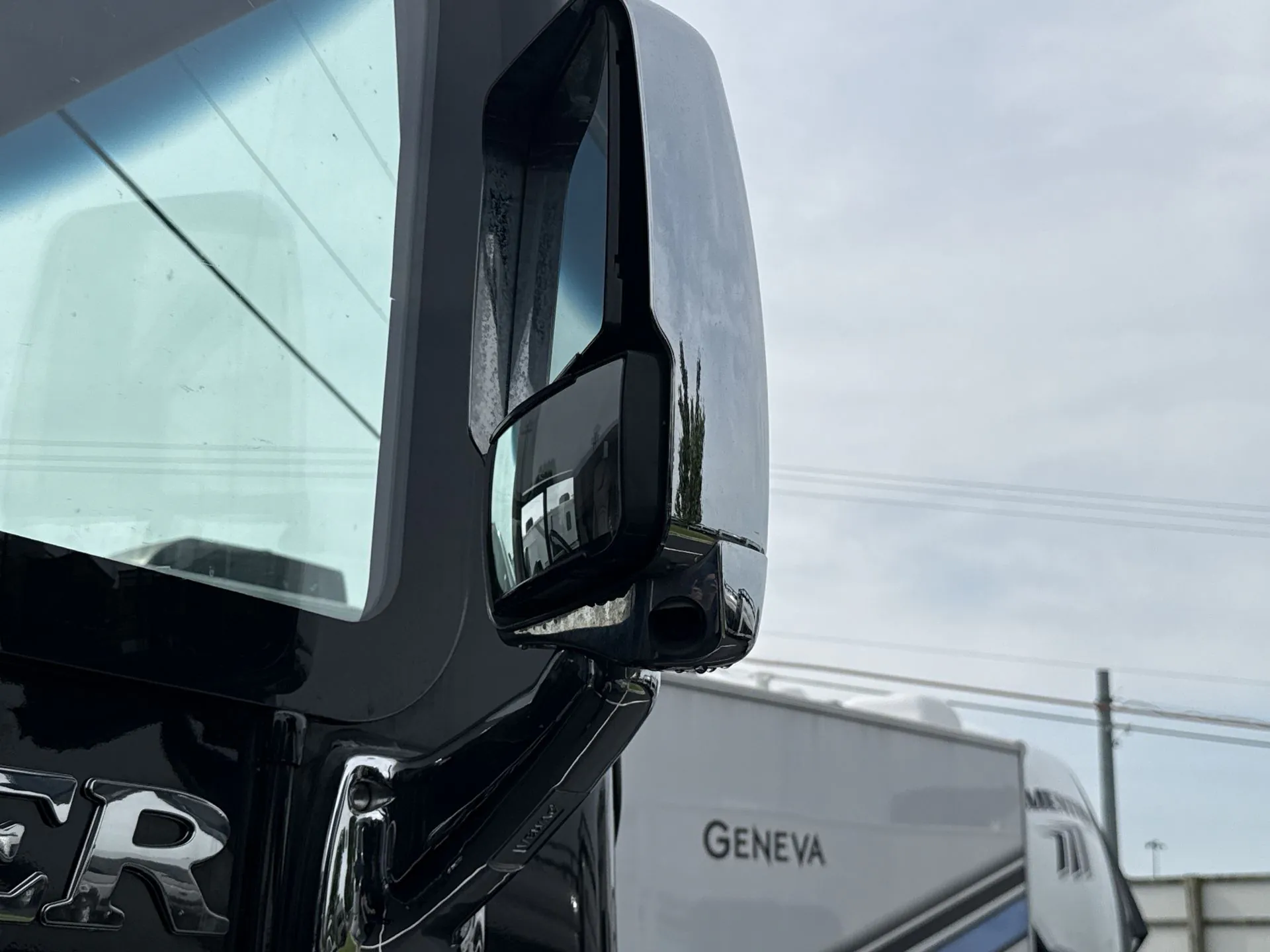 2023 Thor Motor Coach Challenger 36FA dealer photo 2 from Blue Compass RV