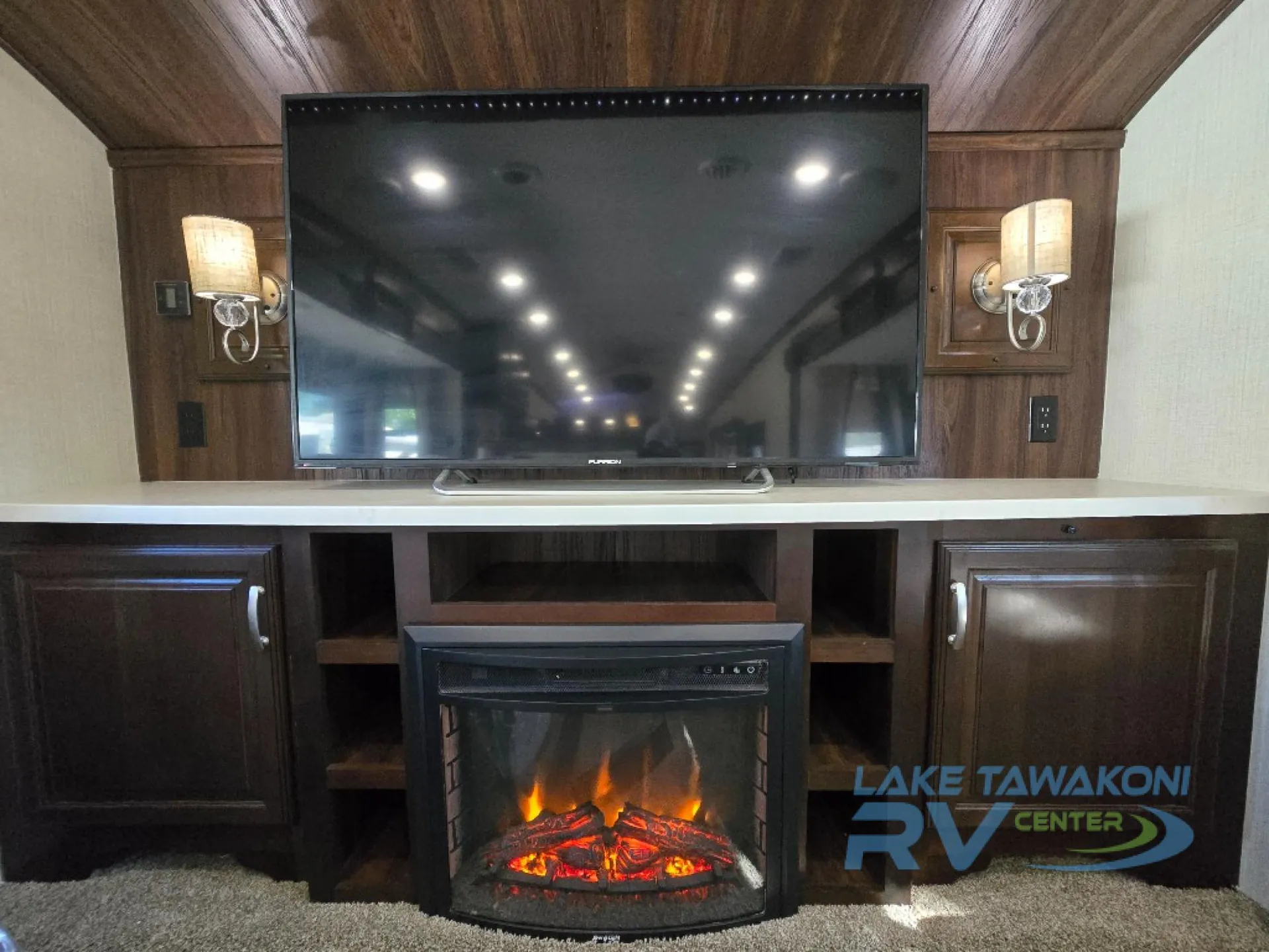 2017 Forest River Cardinal 3825FL — Photo 6