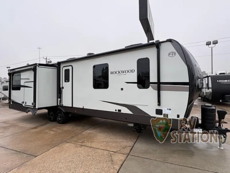 2026 Forest River Rockwood Signature 8332SB - Photo 2