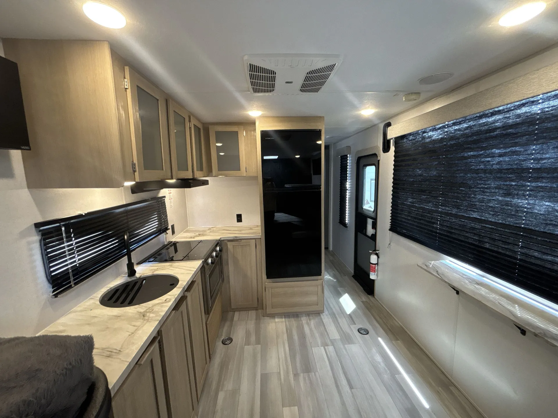 2023 Forest River Salem FSX 265RTK — living area main