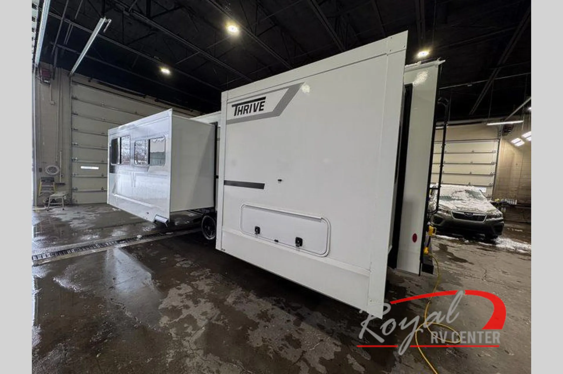 2026 Winnebago Thrive 26FKD - Photo 4