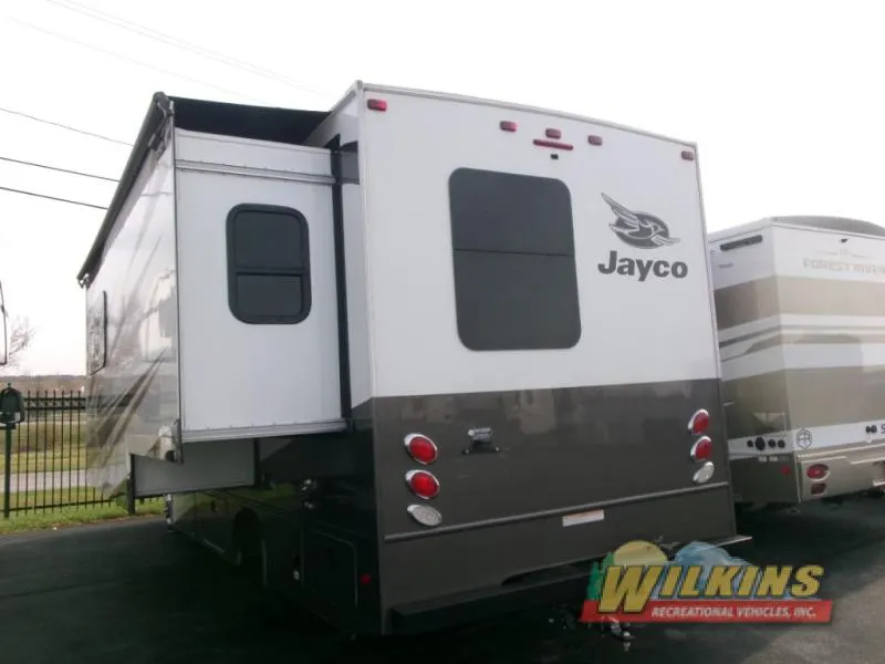 2023 Jayco Melbourne 24L - Photo 4