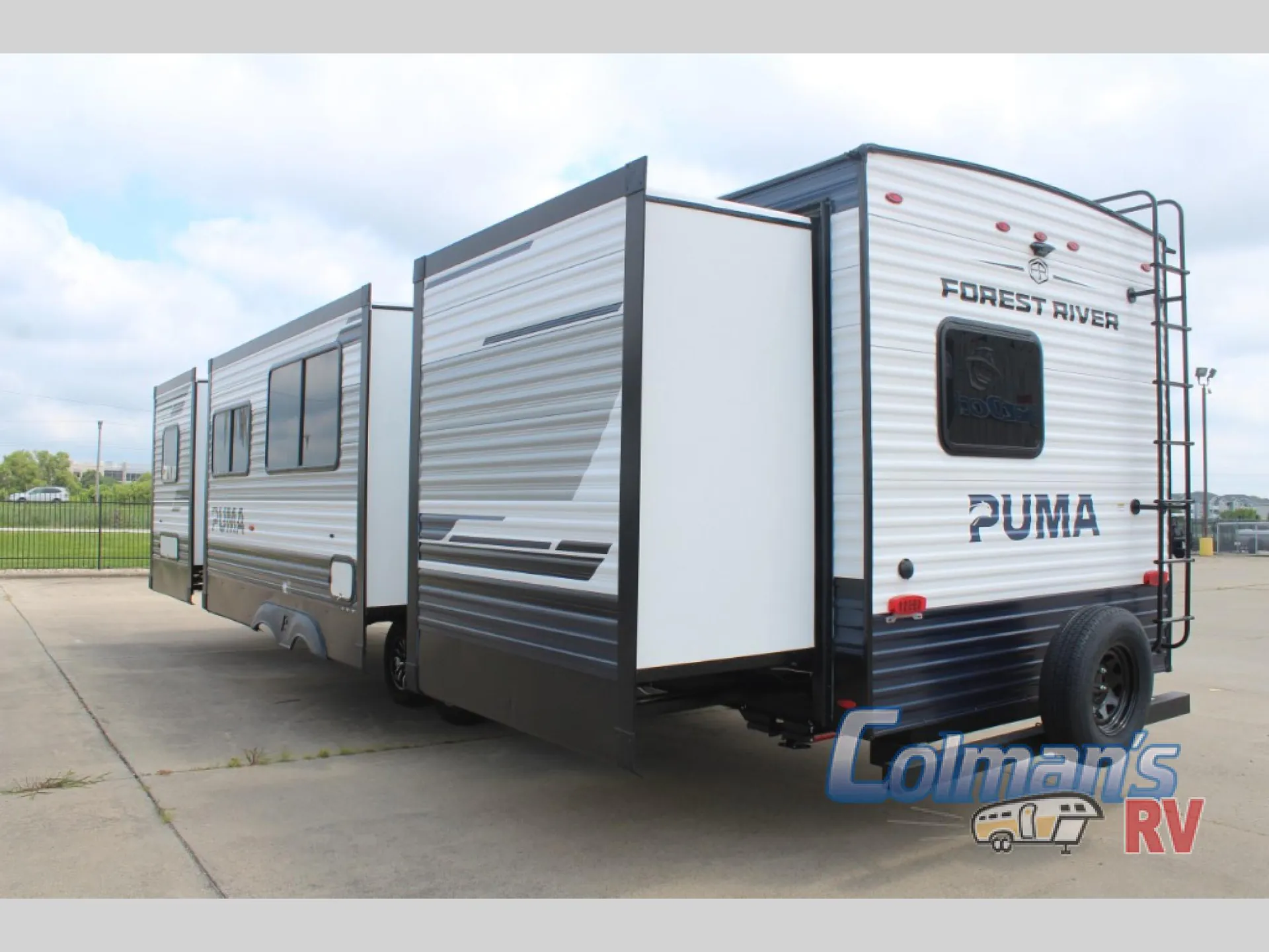 2027 Forest River Puma 32RBFQ — Photo 7