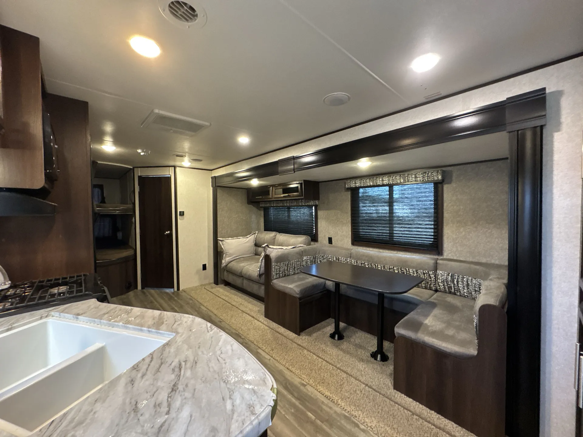 2019 Jayco Jay Flight SLX 284BHS — living area main