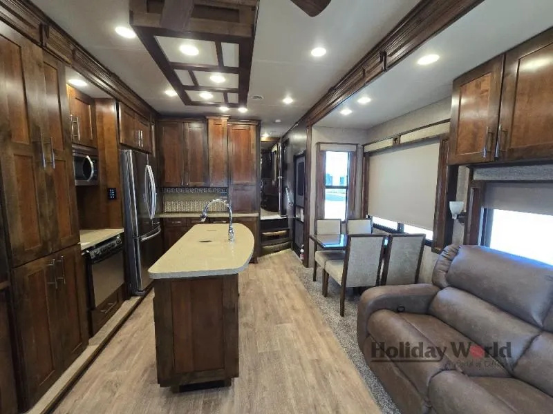 2017 VanLeigh RV Vilano 325RL - Photo 3