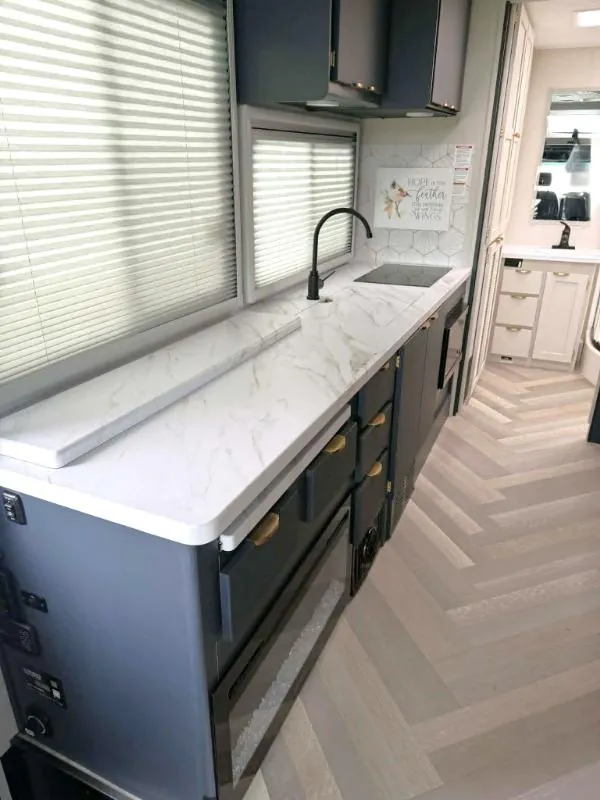 2025 Coachmen Prism Select 24MBS - Photo 4
