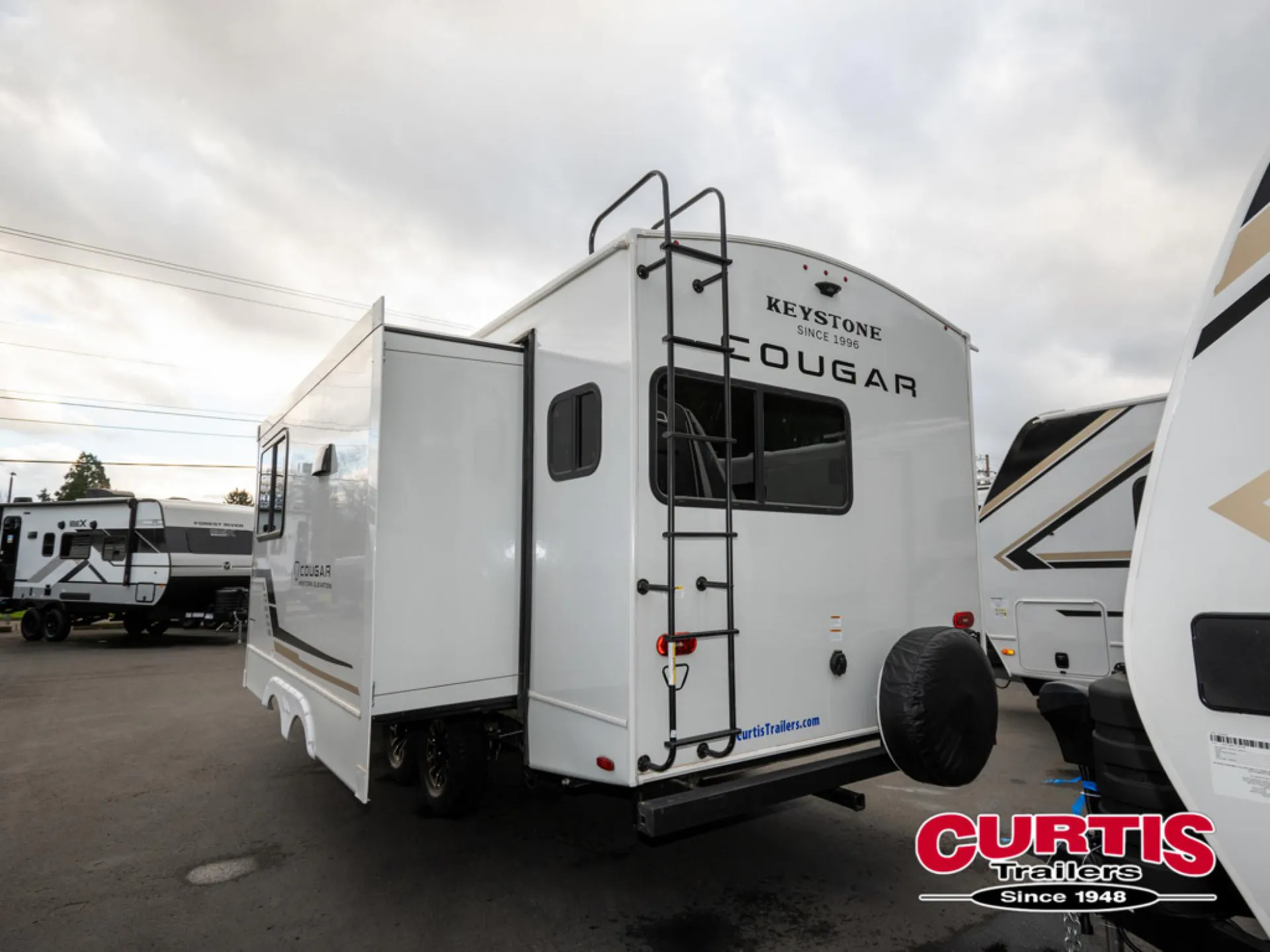 2026 Keystone Cougar Western Elevation 22MLWE - Photo 4