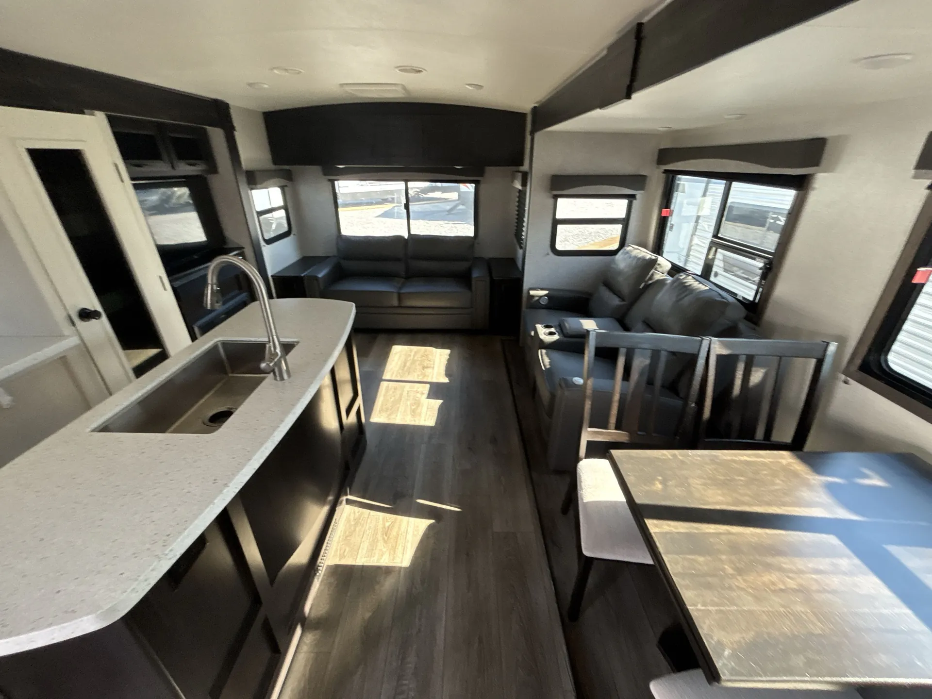 2021 Highland Ridge Open Range Light 275RLS — living area main