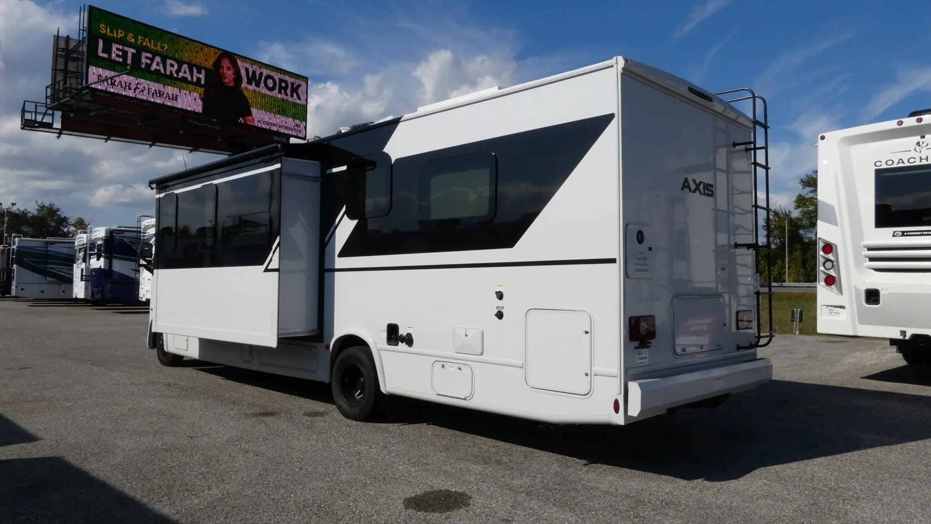 2026 Thor Motor Coach Axis 281 - Photo 4