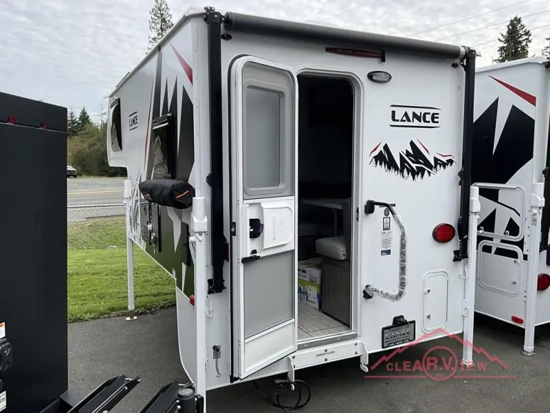 2025 Lance Squire SQ805 - Photo 2
