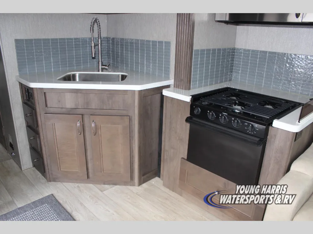 2023 Nexus Wraith 33W, Photos photo 16