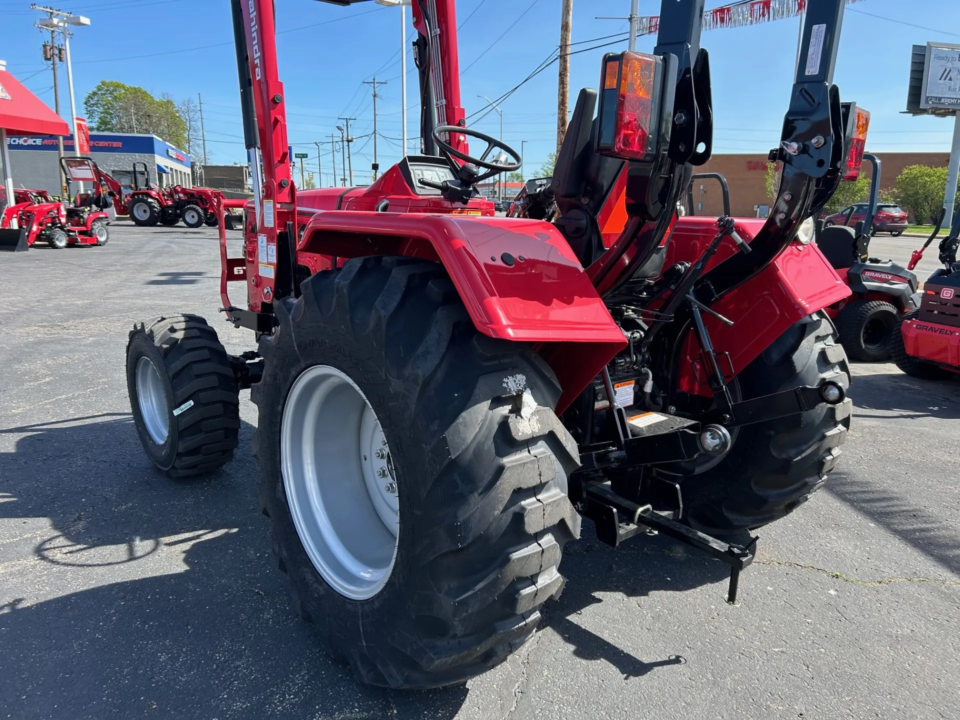 2025 Mahindra 4540 4540 4WD - Photo 3