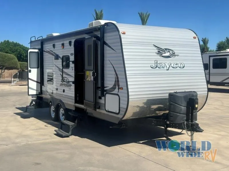 2015 Jayco Jay Flight 23MBH - Photo 3