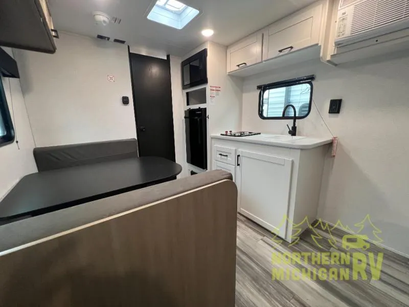 2026 Jayco Jay Flight SLX 170FQ - Photo 4