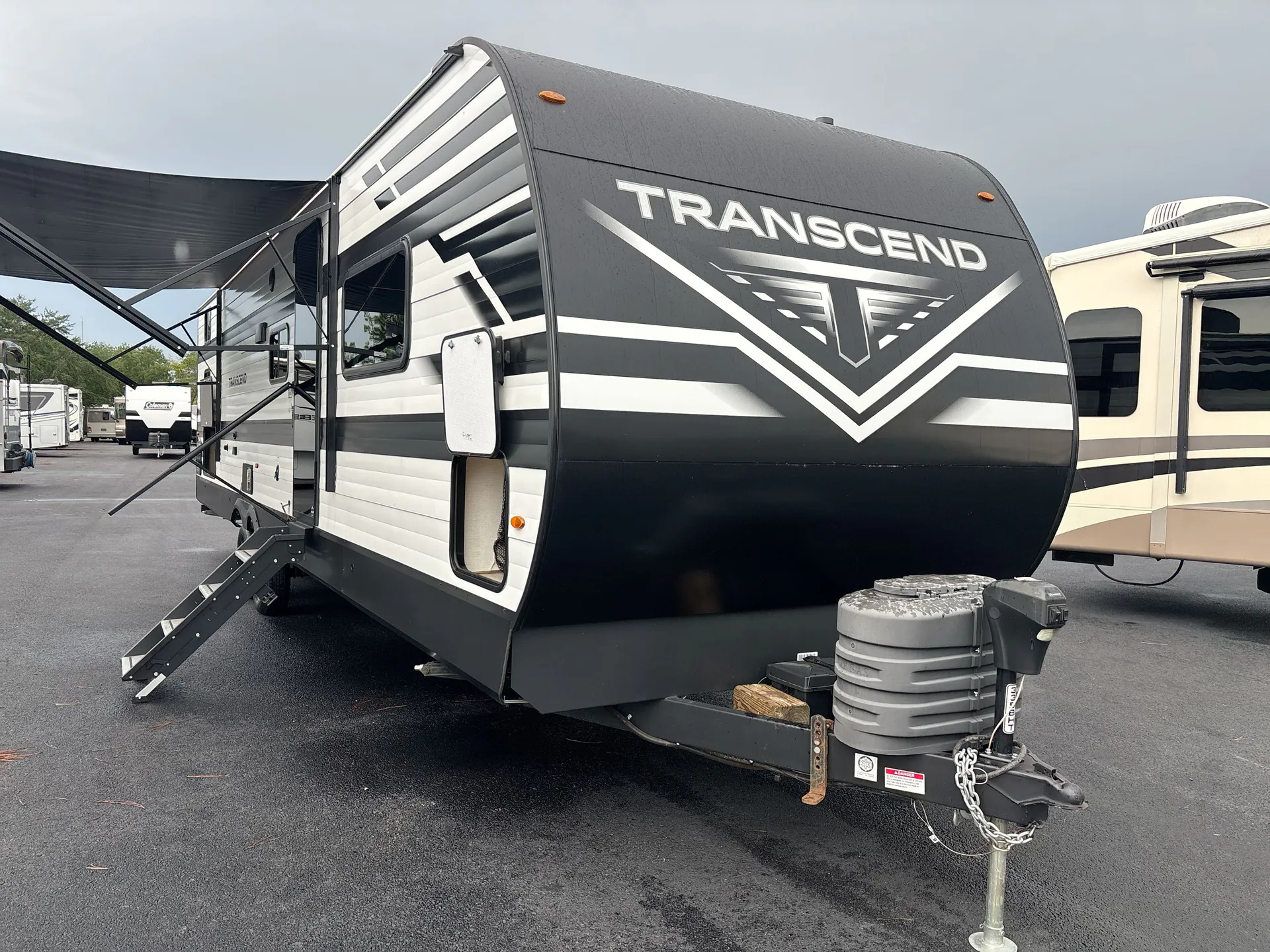2025 Grand Design Transcend 335BHT - Photo 2