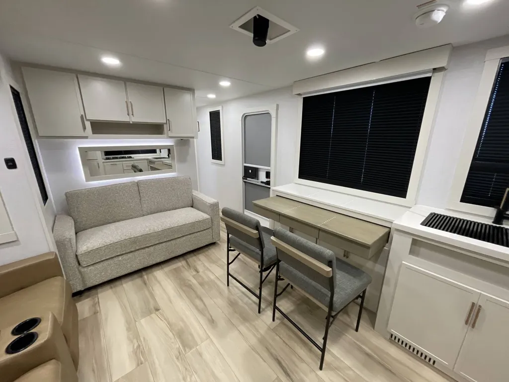 2025 Brinkley MODEL I 275, Photos photo 22