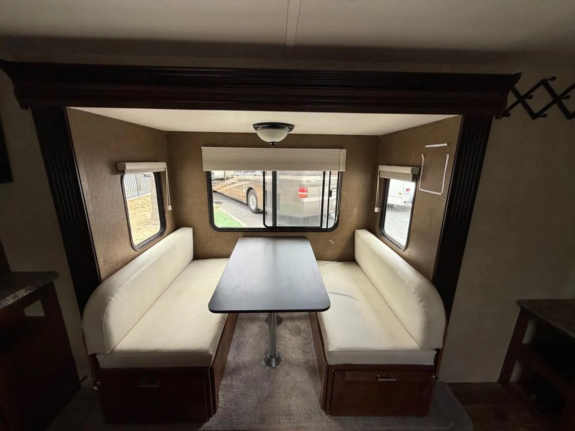 2016 Forest River Vibe Extreme Lite 21FBS dealer photo 7 from Motorhomes of California