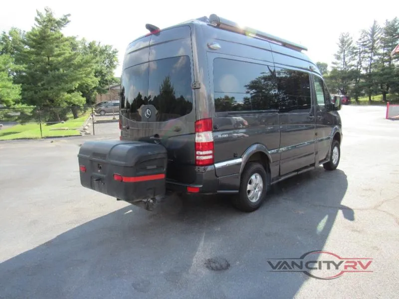 2019 EHGNA Roadtrek SS Agile - Photo 4