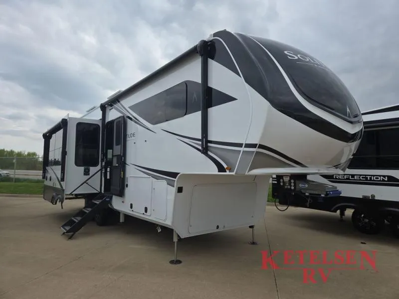 2026 Grand Design Solitude 310GK - Photo 2
