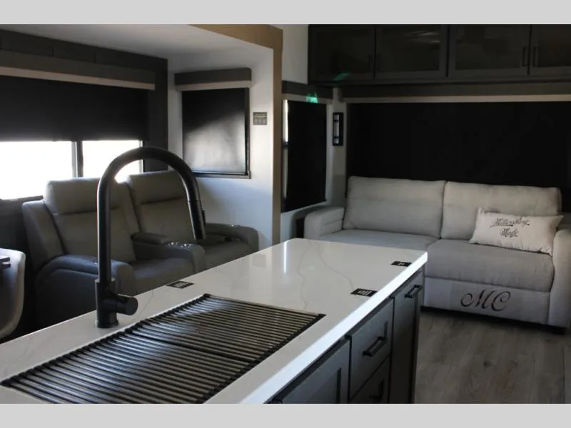 2026 Forest River Rockwood Signature 361RL - Photo 4