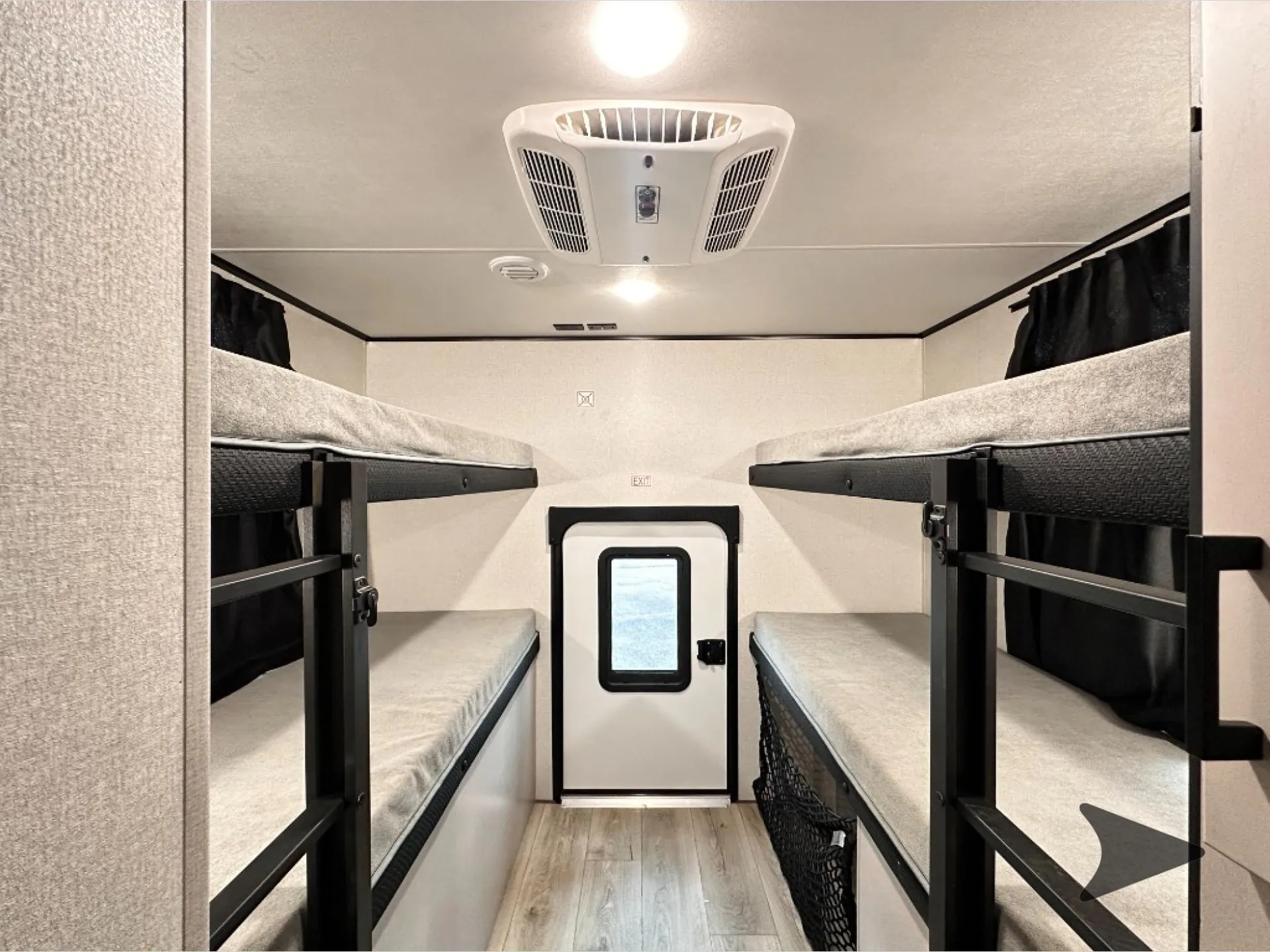 2026 Jayco Jay Feather 32QBH - Photo 3