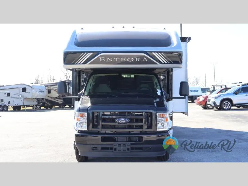 2026 Entegra Coach Esteem 27U - Photo 3