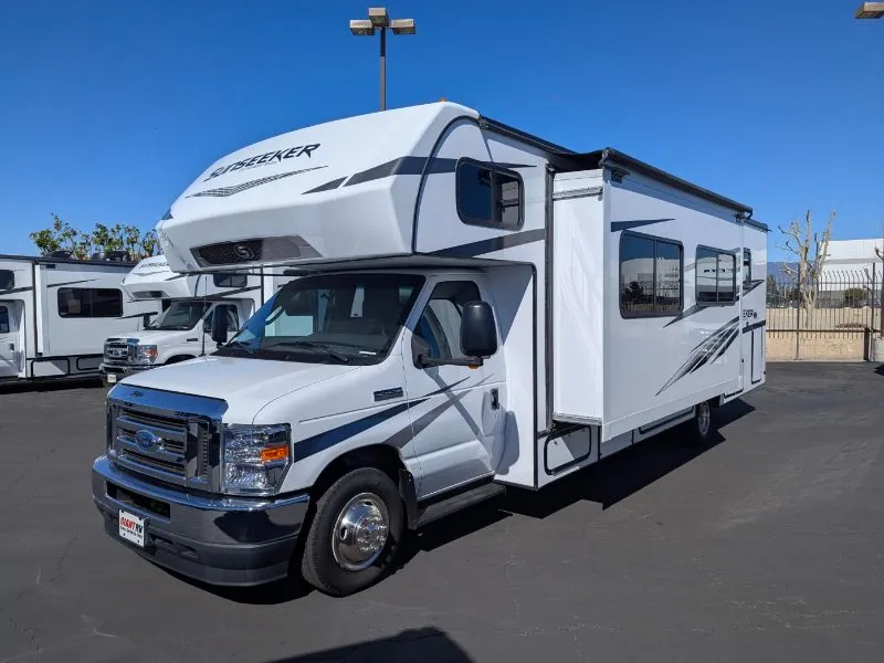 2024 Forest River Sunseeker 2850S LE - Photo 4