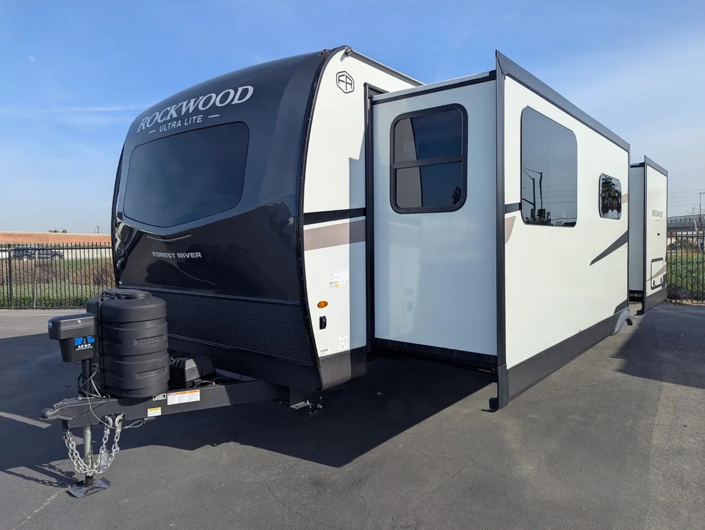 2026 Forest River Rockwood Ultra Lite 2608BS - Photo 4