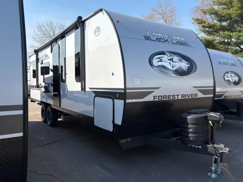2026 Forest River Cherokee Grey Wolf Black Label 22RRBL - Photo 2