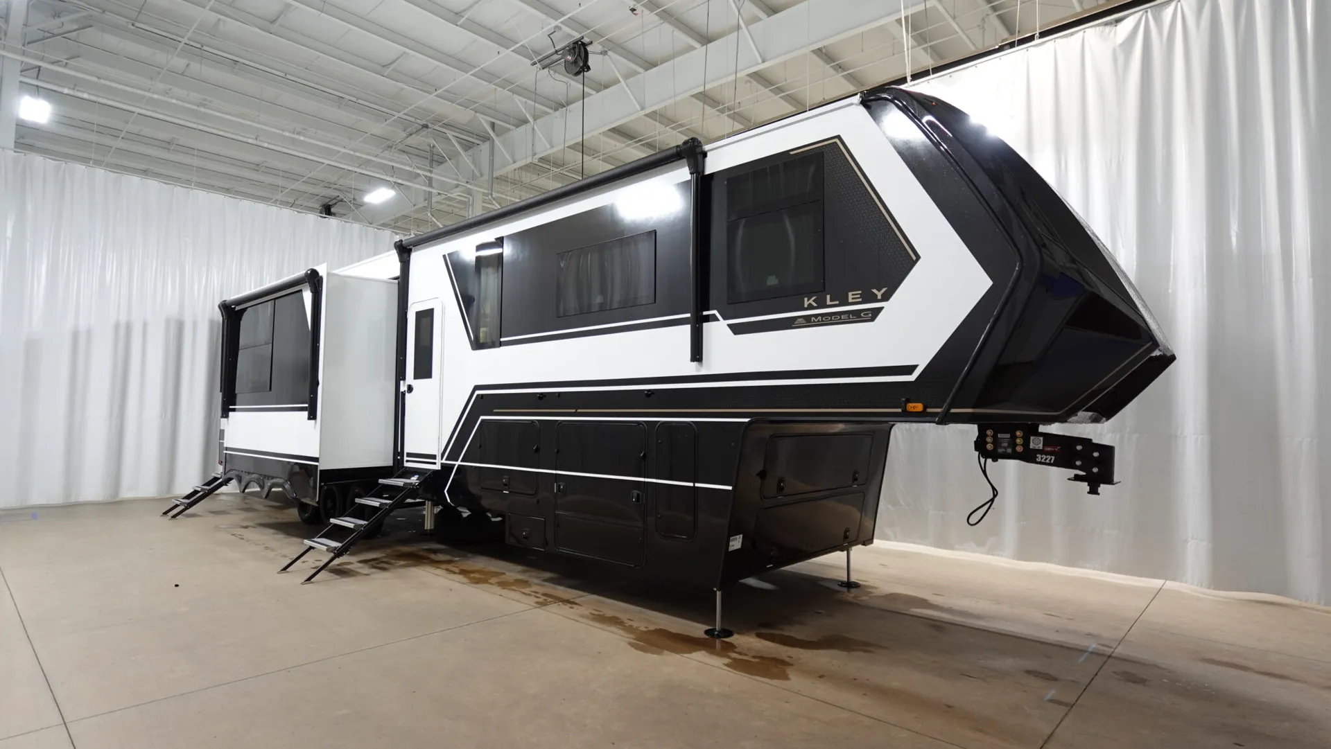 2026 Brinkley Model G 4150 - Photo 2