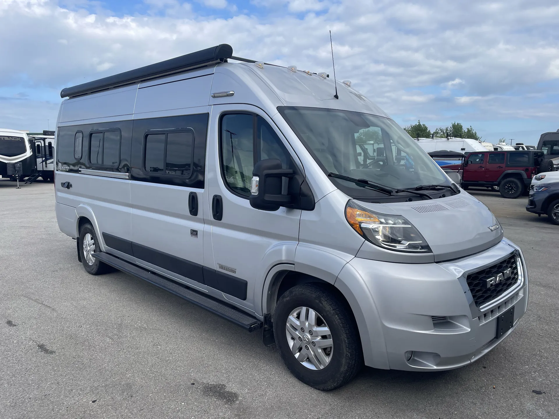 2022 Winnebago Travato 59KL