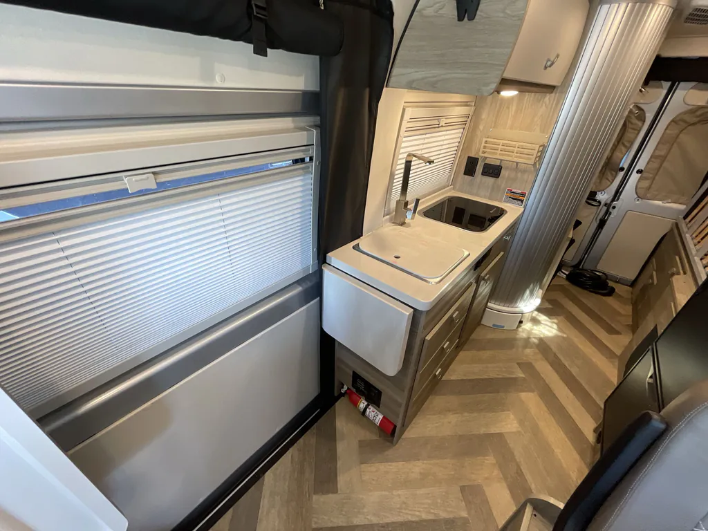 2027 Winnebago Travato 59G, Photos photo 7