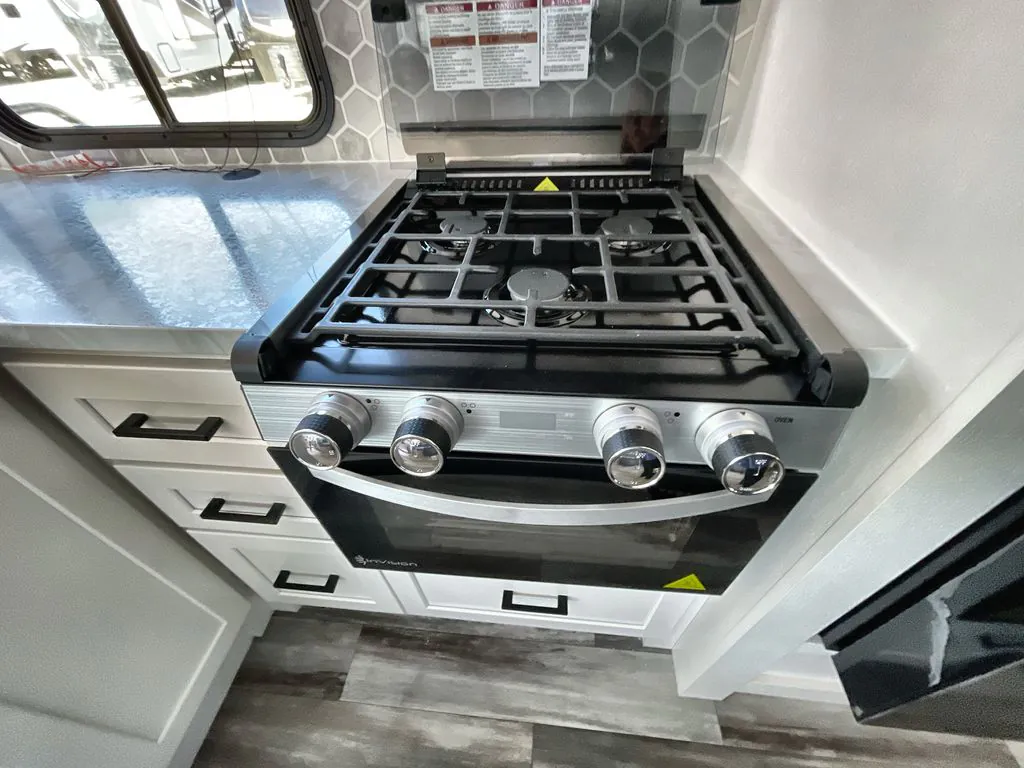 2027 Jayco Jay Feather 29BHB, Photos photo 15