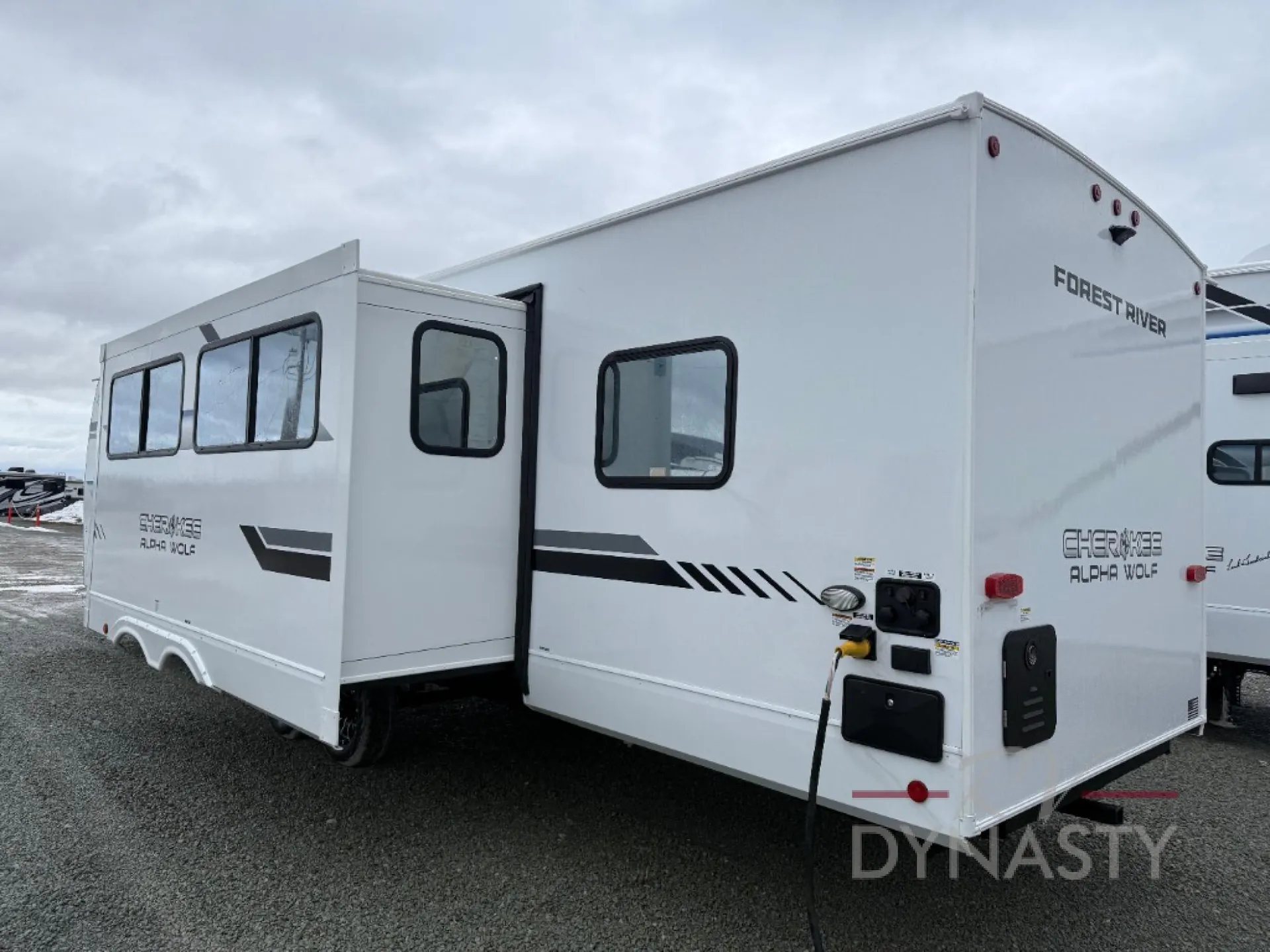 2026 Forest River Cherokee Alpha Wolf 29DCB - Photo 4